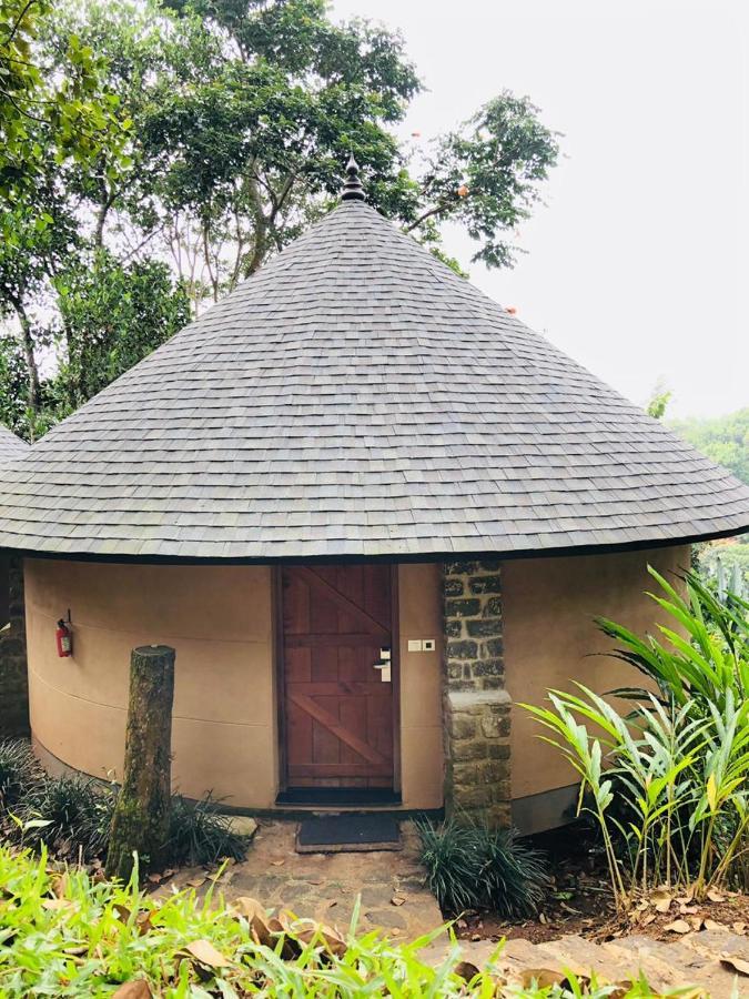Poetree Thekkady Hotel Bagian luar foto