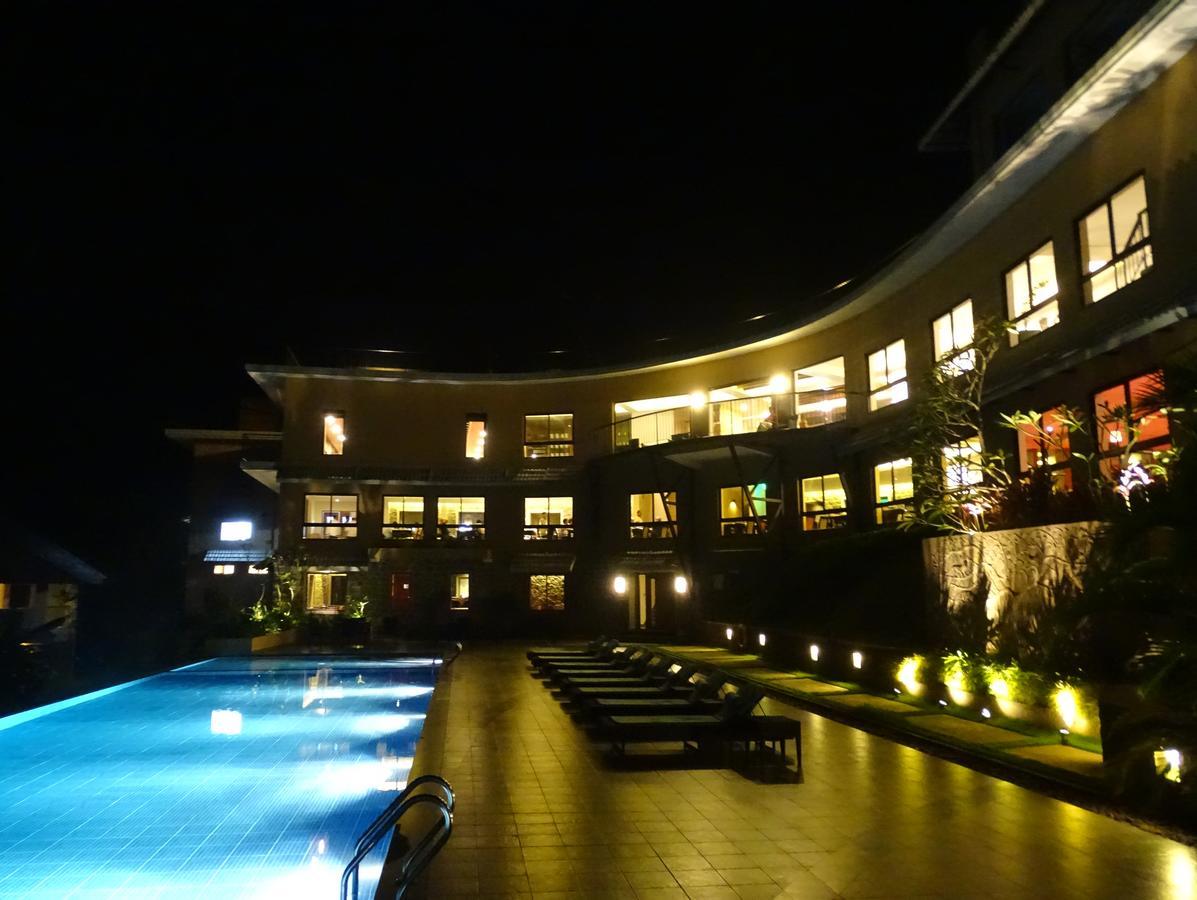 Poetree Thekkady Hotel Bagian luar foto