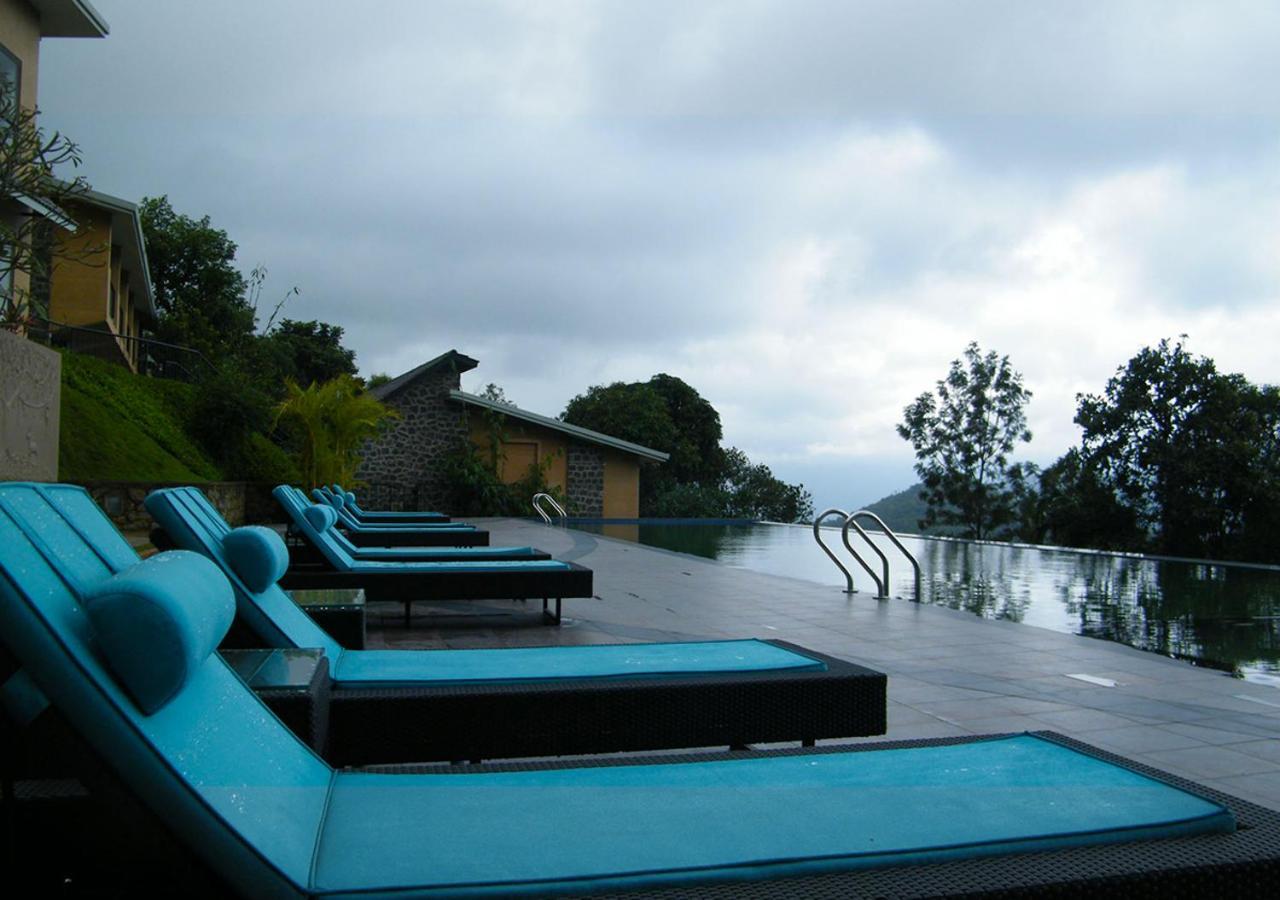 Poetree Thekkady Hotel Bagian luar foto