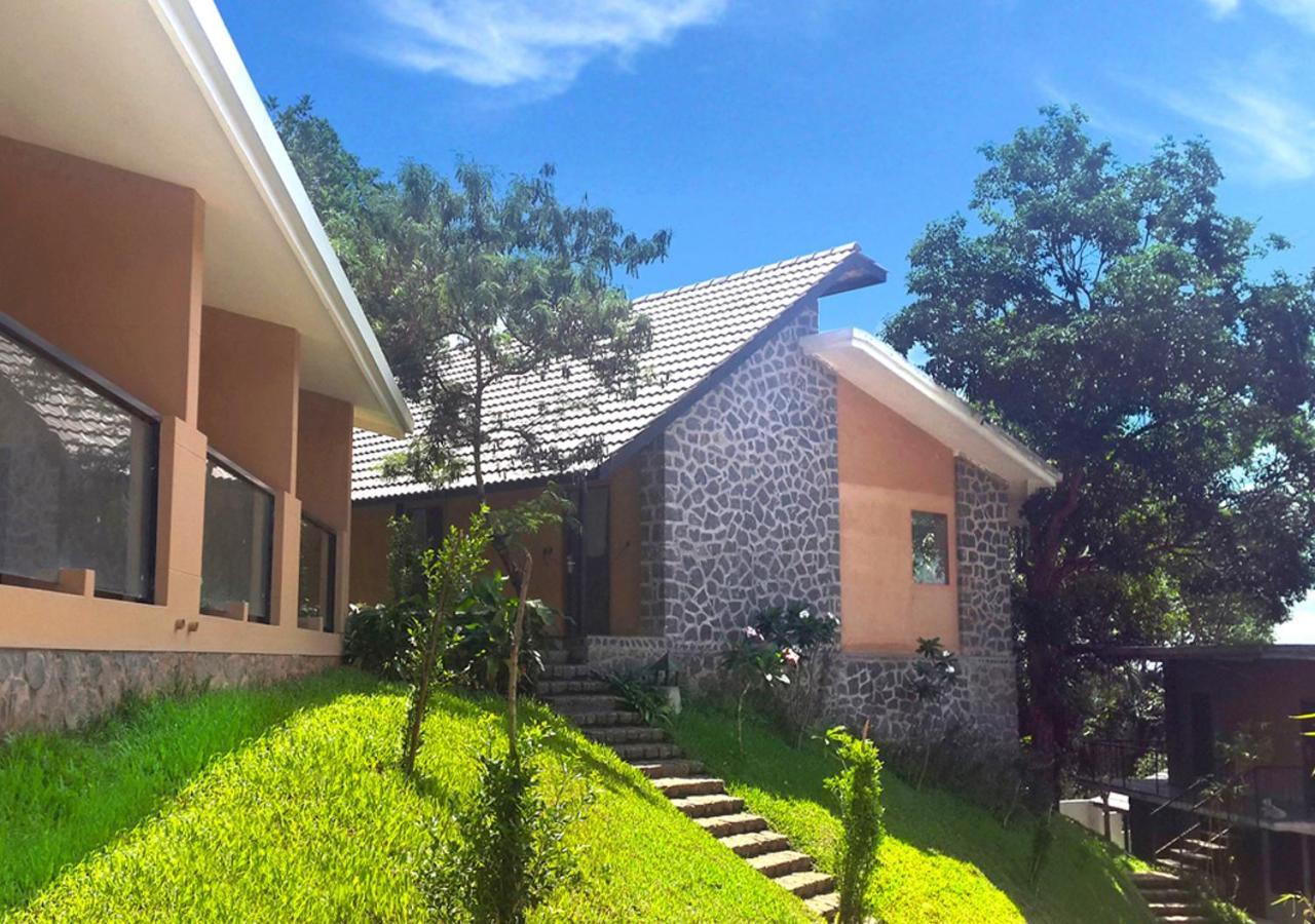 Poetree Thekkady Hotel Bagian luar foto